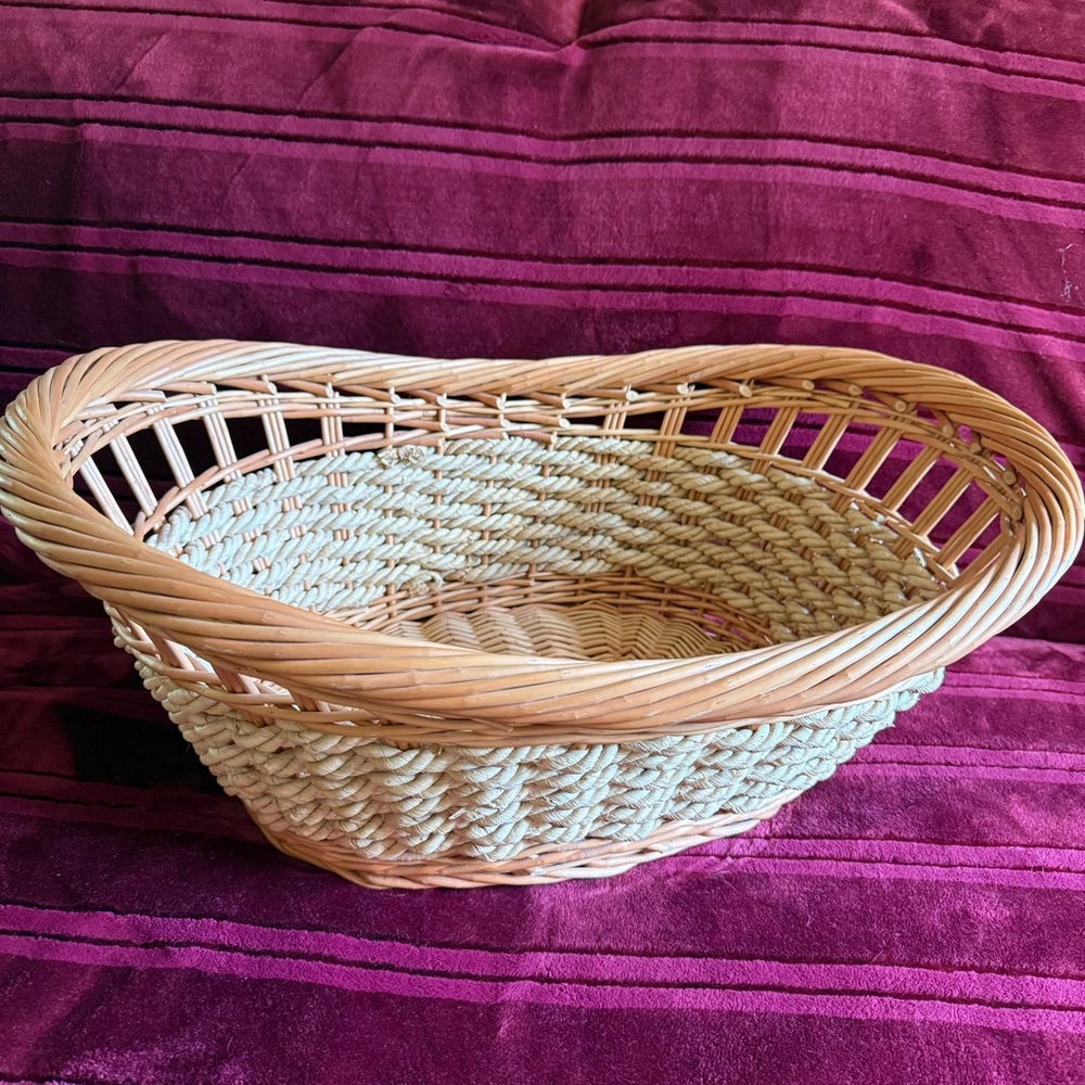 Wicker Woven Willow Rattan Oval Laundry Storage Picnic Basket